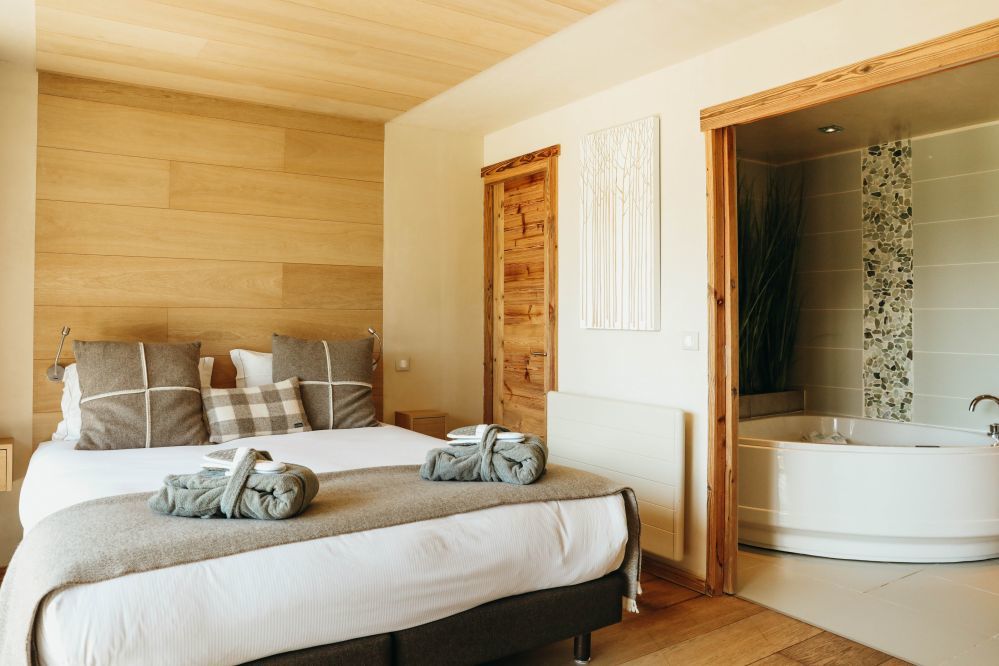 Les Grands Montets Hotel & Spa - Suite with Mont Blanc View